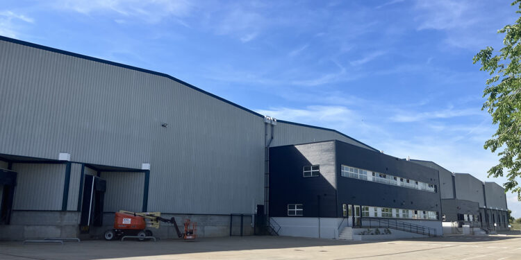 Logisfashion traslada su operativa de Cabanillas I a un nuevo centro logístico para modernizar su infraestructura 1 Logisfashion traslada su operativa de Cabanillas I a un nuevo centro logístico para modernizar su infraestructura