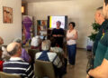 Los mayores de La Pesquera se blindan contra las estafas con la ayuda de la Guardia Civil de Minglanilla