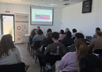 Los negocios de siete municipios de Guadalajara aprenden a facturar y crear agentes autónomos con inteligencia artificial