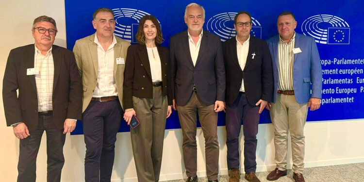 Martín‑Buro reivindica en Bruselas políticas europeas que protejan al sector primario de la provincia de Cuenca 1 Martín‑Buro reivindica en Bruselas políticas europeas que protejan al sector primario de la provincia de Cuenca