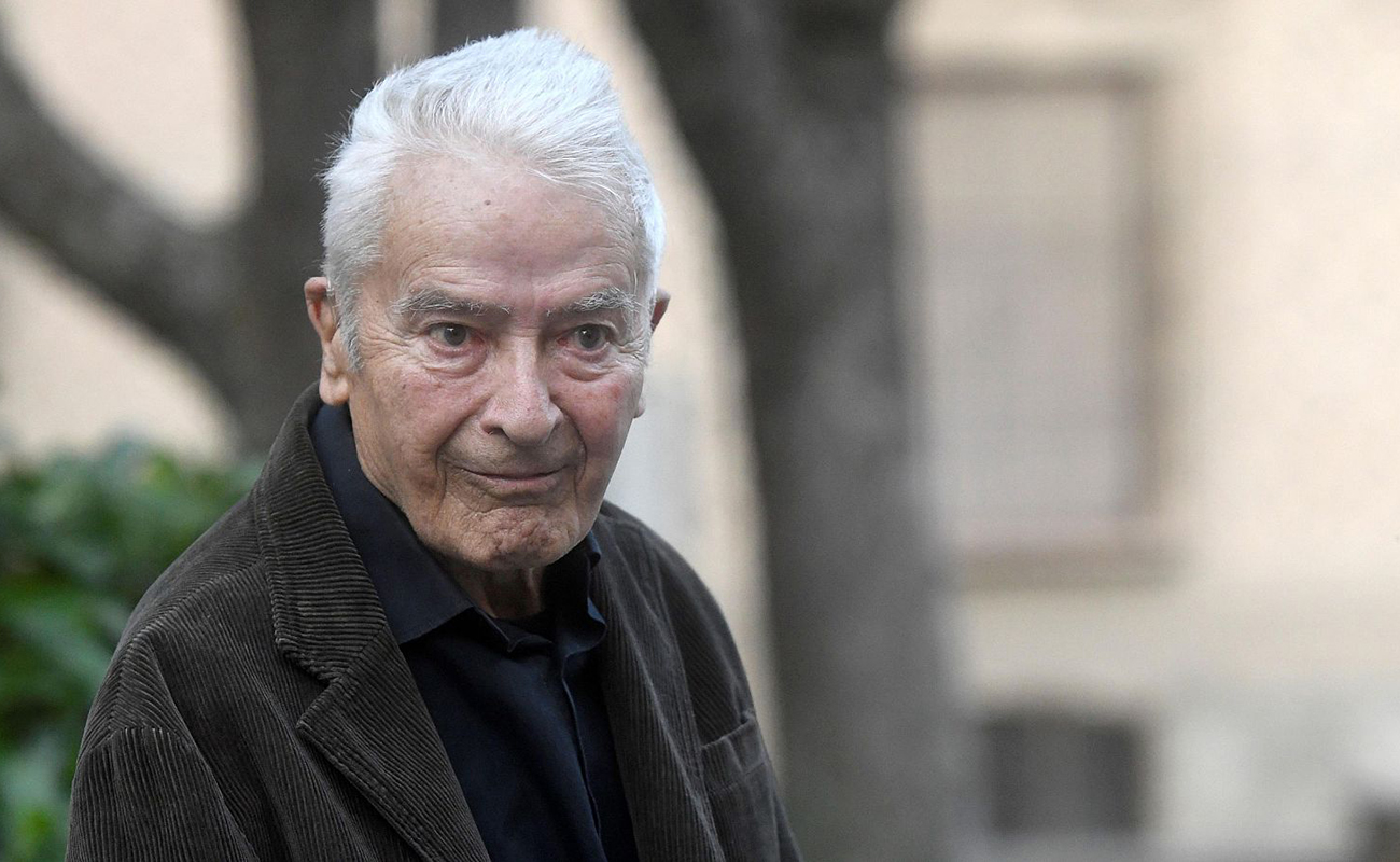 Muere el histórico diseñador Cruz Novillo: Cuenca despide al creador de la imagen de España