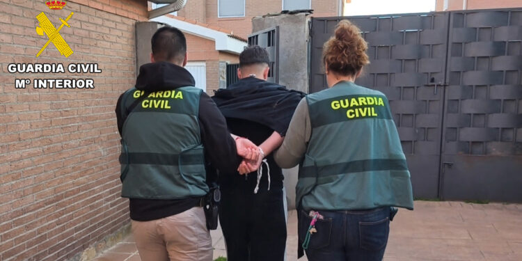 Prisión para el francotirador de Loranca de Tajuña: la Guardia Civil de Guadalajara resuelve el tiroteo de la fiesta vecinal 1 Prisión para el francotirador de Loranca de Tajuña la Guardia Civil de Guadalajara resuelve el tiroteo de la fiesta vecinal
