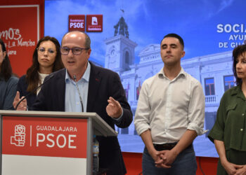 Rojo exige a Guarinos que dimita por tratar de engañar a la ciudadanía anunciando una engañosa eliminación de plazas de zona azul