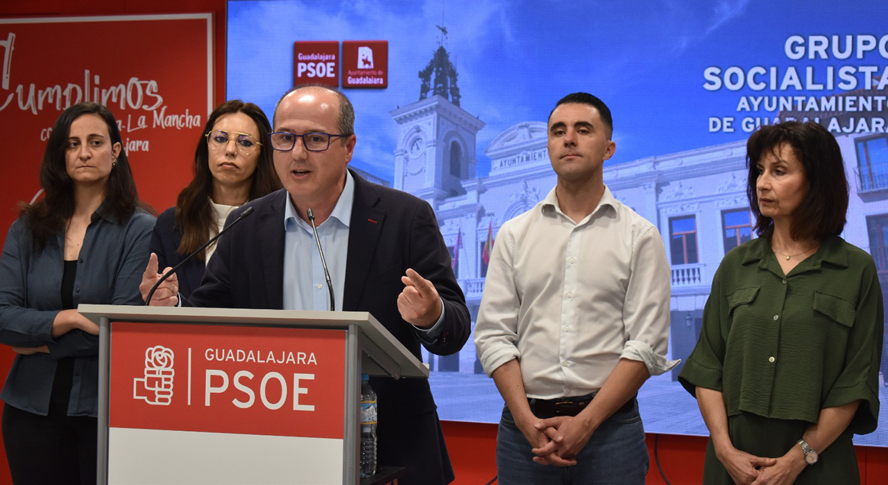 Rojo exige a Guarinos que dimita por tratar de engañar a la ciudadanía anunciando una engañosa eliminación de plazas de zona azul