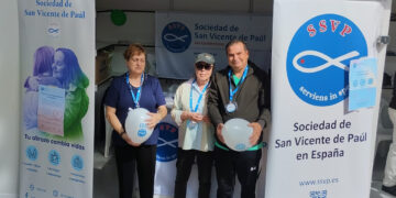 San Vicente de Paúl sale a la calle en Guadalajara para combatir la soledad no deseada en San Nicolás