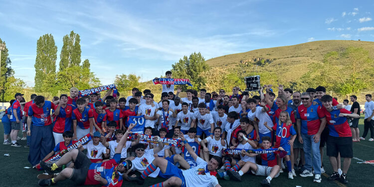 Sigüenza vuelve a Preferente 15 años después con un ascenso histórico en La Salceda 1 Sigüenza vuelve a Preferente 15 años después con un ascenso histórico en La Salceda