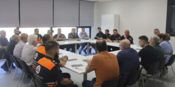 Una veintena de miembros de Protección Civil se forman en Cabanillas sobre riesgos de inundaciones