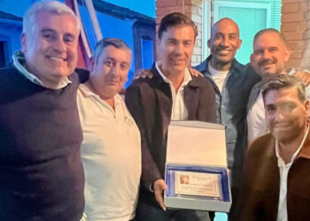 Usanos inicia sus fiestas patronales con el pregón del concejal de Barrios David García
