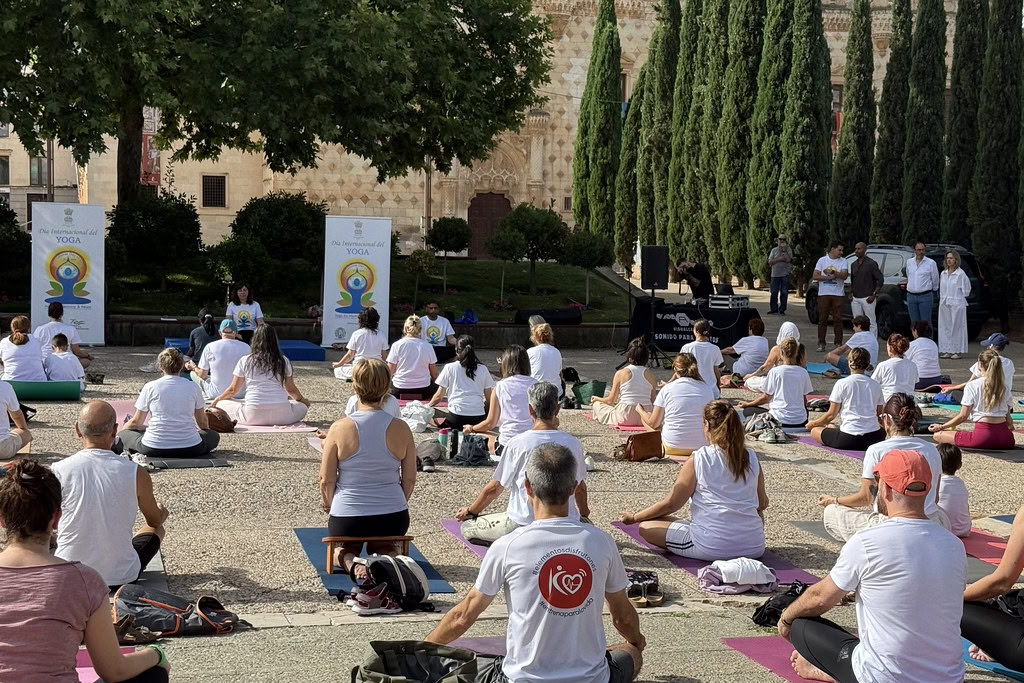Guadalajara celebra por séptimo año el Día Internacional del Yoga como símbolo de salud, equilibrio y unión entre culturas 2 Guadalajara celebra por séptimo año el Día Internacional del Yoga como símbolo de salud, equilibrio y unión entre culturas