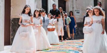 Almonacid de Zorita volverá a cubrir sus calles de color para celebrar el Corpus Christi el próximo 14 de junio