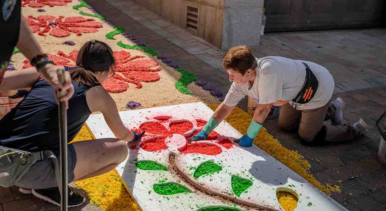 Almonacid de Zorita volverá a cubrir sus calles de color para celebrar el Corpus Christi el próximo 14 de junio 2 Almonacid de Zorita volverá a cubrir sus calles de color para celebrar el Corpus Christi el próximo 14 de junio