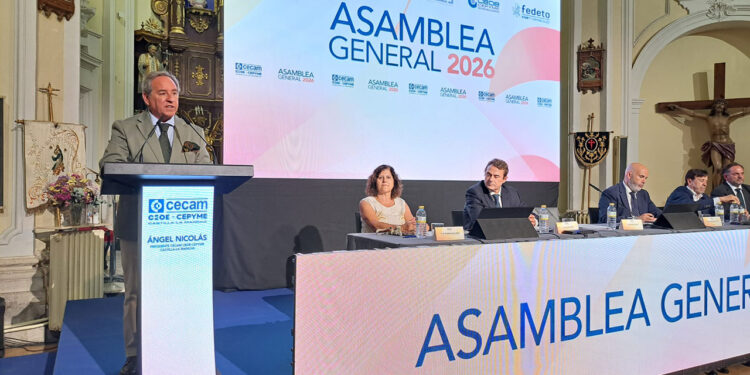 CECAM reivindica el papel de las empresas y apela a más diálogo social, menos burocracia y un entorno favorable para la actividad empresarial