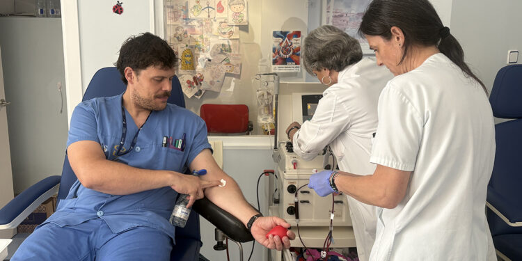 Castilla-La Mancha alcanza los 36.000 donantes de sangre en lo que llevamos de año y vuelve a superar la media nacional de donaciones 1 Castilla-La Mancha alcanza los 36.000 donantes de sangre en lo que llevamos de año y vuelve a superar la media nacional de donaciones