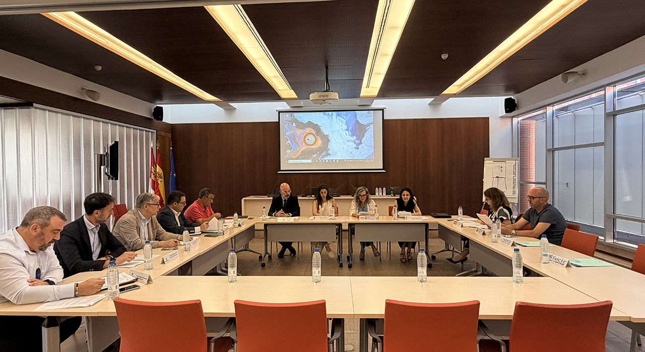Castilla-La Mancha constituye la Comisión de Seguimiento del convenio con el INSS y las mutuas para mejorar la gestión de la incapacidad temporal Castilla-La Mancha constituye la Comisión de Seguimiento del convenio con el INSS y las mutuas para mejorar la gestión de la incapacidad temporal