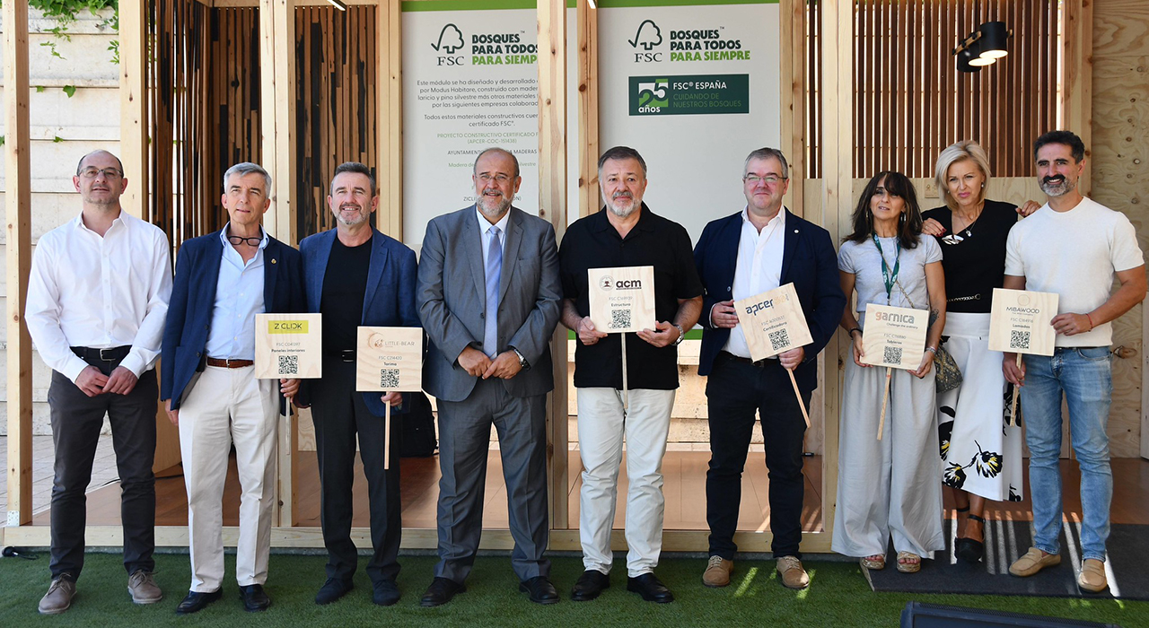 Castilla-La Mancha obligará a usar madera en sus nuevos edificios públicos para impulsar la economía forestal Castilla-La Mancha obligará a usar madera en sus nuevos edificios públicos para impulsar la economía forestal
