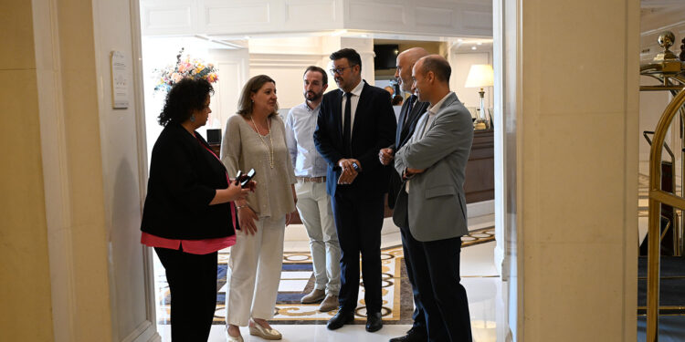 Castilla-La Mancha remarca su apuesta por una Formación Profesional innovadora y con una gran conexión con las empresas de la región 1 Castilla-La Mancha remarca su apuesta por una Formación Profesional innovadora y con una gran conexión con las empresas de la región