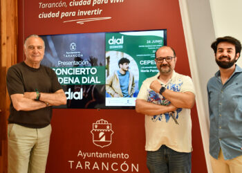 Cepeda y María Parrado, en el concierto del verano de Cadena Dial y el Ayuntamiento de Tarancón