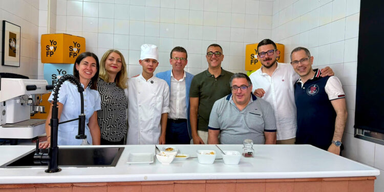 Cocina, tecnología y 3D: el CIFP Nº1 de Cuenca revoluciona la FP con su nueva aula gastronómica 1 Cocina, tecnología y 3D el CIFP Nº1 de Cuenca revoluciona la FP con su nueva aula gastronómica