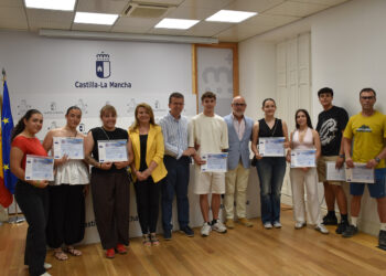 Cuenca blinda sus piscinas con 50 nuevos socorristas ante la alerta de ahogamientos.