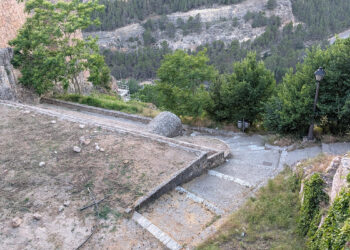 Cuenca en Marcha preguntará por la tala de cipreses en el entorno del Arco de Bezudo 9 Cuenca en Marcha preguntará por la tala de cipreses en el entorno del Arco de Bezudo