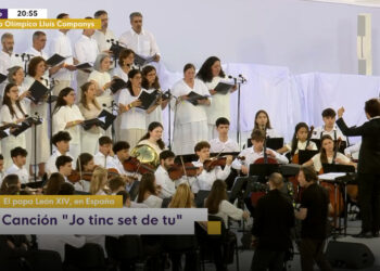 De Beteta al Estadio Olímpico la familia conquense que ha puesto música a la histórica vigilia del Papa en Barcelona