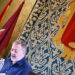 En el Debate sobre el Estado del Municipio el alcalde Darío Dolz ha informado sobre los refuerzos en los servicios de Protección Ciudadana, como las nuevas incorporaciones en el Servicio de Policía Local, con 10 efectivos nuevos y 6 que han promocionado. Asimismo, ha informado sobre la incorporación al parque móvil de este servicio de cinco coches y dos motocicletas, la adquisición de un grupo electrógeno (necesario tras constatarse con el apagón) y la próxima adquisición de uniformidad por 180.000 euros durante tres años. Por su parte, ha continuado Dolz, para Bomberos se ha adquirido un vehículo 4x4 especial de rescate y salvamento por 85.900 euros, así como prendas de uniformidad y equipos de protección individual con un presupuesto de 412.000 euros. Además, se ha referido al Instagram puesto en marcha por Policía Local “que se ha convertido en un referente para la ciudadanía”, así como la labor que están llevando a cabo en cuanto a sensibilización sobre el uso de los Vehículos de Movilidad Personal. Especial hincapié ha hecho en el trabajo de estos cuerpos de Seguridad Ciudadana, junto a otros servicios municipales como Obras, Parques y Jardines, la empresa de Parques y Jardines Cauler y la de Limpieza FCC, en los episodios de sucesivas borrascas y avisos meteorológicos, que han conllevado también el crecimiento del caudal del Júcar. Como ejemplo, Dolz ha puesto el periodo en el que se activó el Pemuvi en fase de alerta el 22 de enero y no se desactivó hasta el 16 de febrero, incluyendo el envío de un ES-Alert. En el área de Personal, Darío Dolz ha informado de que las Ofertas Públicas de Empleo de 2022 y 2023 se han ejecutado de forma íntegra, con el mismo número de plazas en ambos casos, 26; mientras que en la de 2024 se han ofertado 27 vacantes. Se suma a estos datos que la ejecución de estas OPE, ha destacado el alcalde, “ha facilitado la creación de bolsa de trabajo para nombramientos interinos o contrataciones temporales” en distintas categorías. Gran esfuerzo en Servicios Sociales El alcalde se ha referido al “grandísimo esfuerzo” por parte del Área de Intervención Social en lo que se refiere al proceso de regularización extraordinaria de migrantes, reforzando el servicio para la emisión de informes de vulnerabilidad y para asesorar a las personas interesadas. Dolz ha incidido en la importancia de los diferentes programas y servicios que se dan a través de esta área, como el de Ayuda a Domicilio, que en 2025 ha atendido a 2.742 personas con un total de 63.885 horas. Además, los proyectos Convive, Plan Corresponsables con el Centro Concilia también durante el verano, Diviértete Aprendiendo…, entre muchos otros. Los Consejos Municipales, ha subrayado el alcalde, “siguen haciendo un destacado trabajo”. Como ejemplos recientes, la renovación de los miembros del de Infancia y Juventud; la Jornada de Convivencia del de Mayores; o el mural por la igualdad realizado por Cristina Domínguez, Crisdose. Dolz ha hecho especial hincapié en el Programa de Envejecimiento Activo junto a Cruz Roja, que promueve actividades de memoria, bienestar emocional, senderismo, excursiones… a mayores de 60 años. Así como también en la ampliación de servicios en el Centro de Mayores de Las Quinientas, “que ya cuenta con servicios de podología y peluquería que se suman a las actividades y talleres que se llevan a cabo ç de competencias digitales, gimnasia, baile, talleres de memoria, talleres artesanales, club de lectura… Y ahora un paso más como es la licitación para el arrendamiento de cafetería, para dar aún más vida a este recurso”.