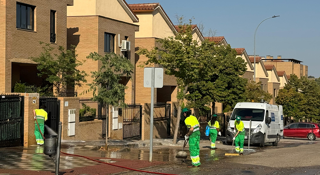 El Ayuntamiento de Cuenca continúa la Campaña de Limpieza Intensiva en Buenavista, Fuente del Oro y Cañadillas 2 El Ayuntamiento de Cuenca continúa la Campaña de Limpieza Intensiva en Buenavista, Fuente del Oro y Cañadillas