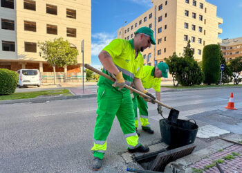 El Ayuntamiento de Cuenca continúa la Campaña de Limpieza Intensiva en Villa Román