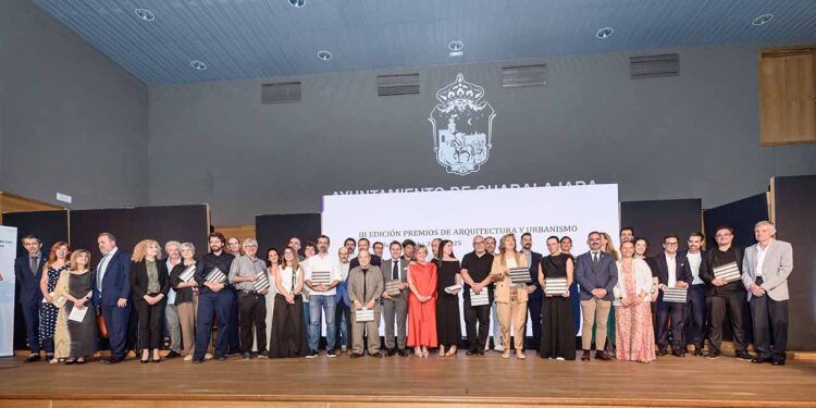 El COACM celebra la excelencia arquitectónica y reconoce a quienes han contribuido a construir Castilla-La Mancha 1 El COACM celebra la excelencia arquitectónica y reconoce a quienes han contribuido a construir Castilla-La Mancha