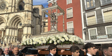 El Corpus Christi desborda el Casco Histórico de Cuenca en un domingo impulsado por la visita del Papa a Madrid