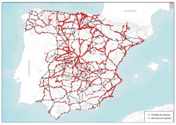El Ministerio de Transportes blinda las paradas de autobús en Guadalajara y adelanta rebajas del 22%