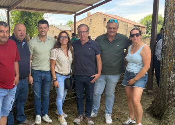 El PP de Guadalajara reivindica la ganadería como motor de la Sierra Norte en la Feria de Hiendelaencina