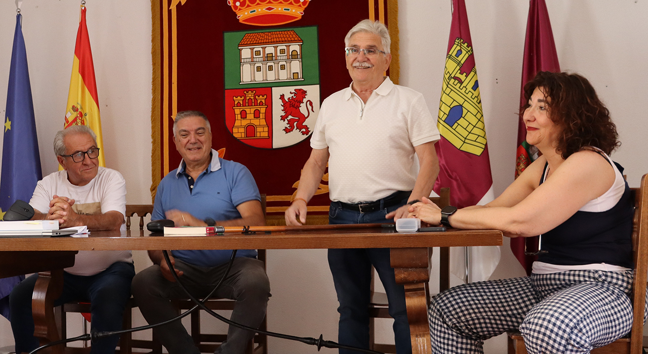 El PP respalda y felicita a Emilio Boluda, que asume de nuevo la Alcaldía de Renera 2 El PP respalda y felicita a Emilio Boluda, que asume de nuevo la Alcaldía de Renera
