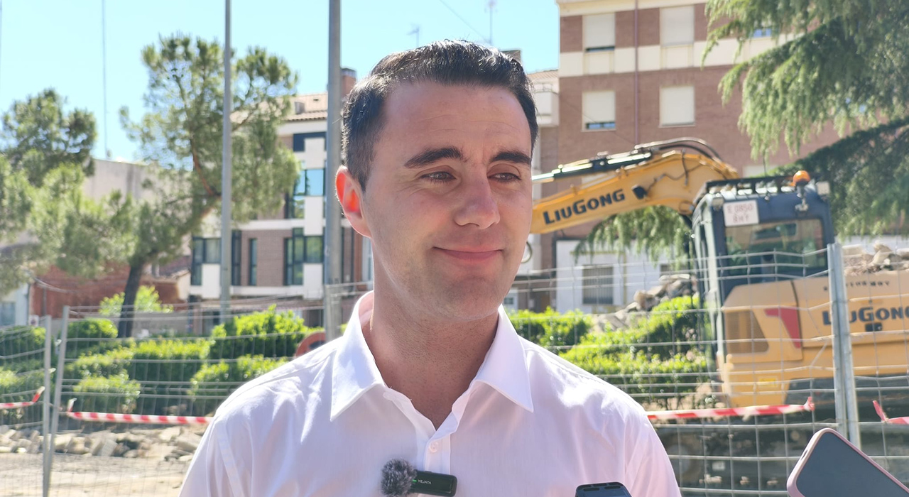 El PSOE se pregunta “si Guarinos tiene algo en contra de la hostelería” del entorno del asilo, perjudicada por unas obras “a destiempo”
