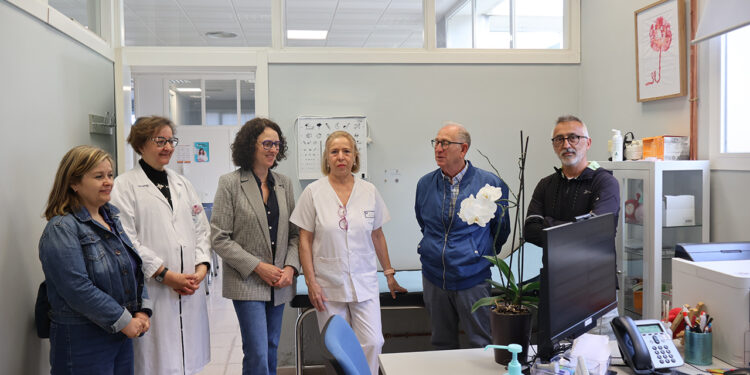 El consultorio de Fuente del Oro estrena médico y enfermera para dar servicio a 2.700 vecinos sin salir del barrio