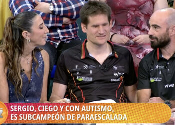 El escalador conquense ciego y con TEA del CD amiab Cuenca Sergio Aznárez emociona e inspira en televisión a Paz Padilla