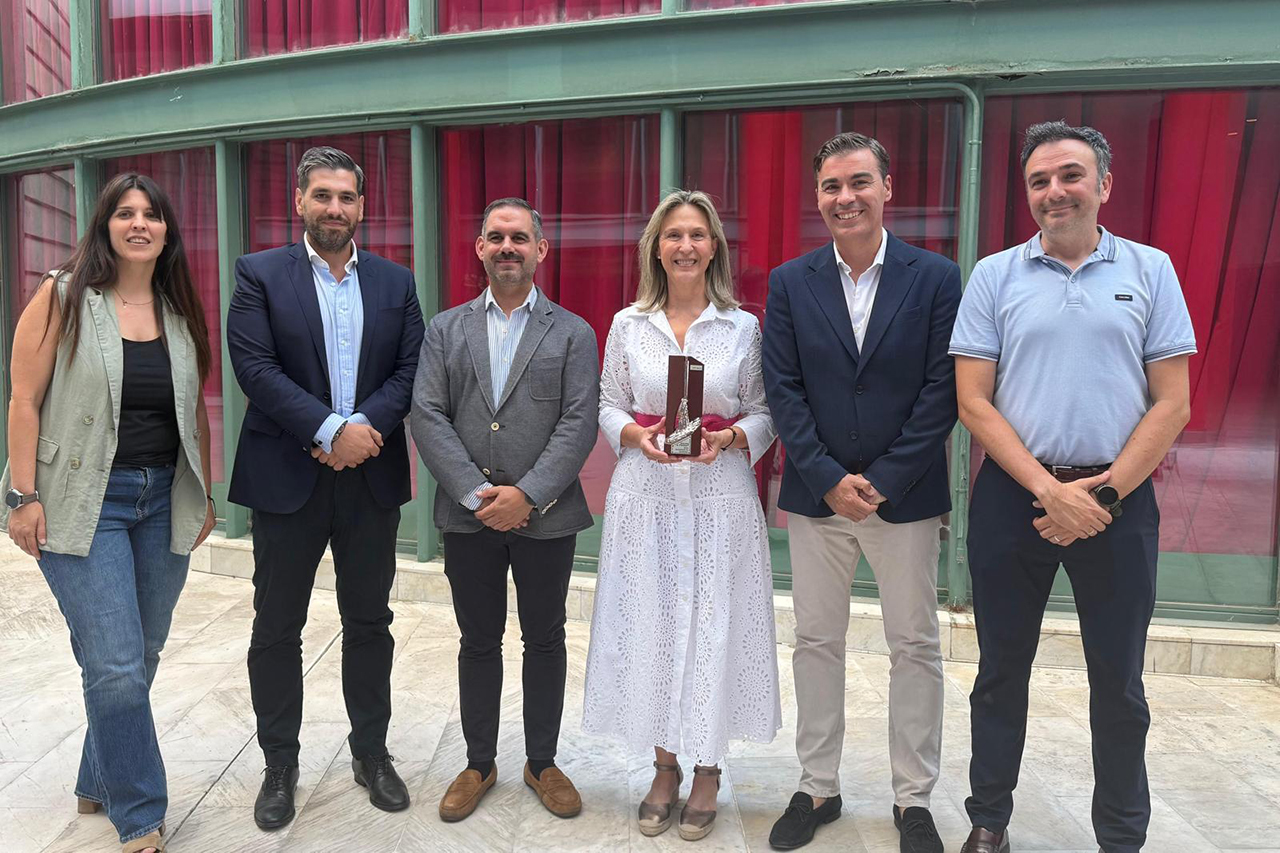 El plan de limpieza barrio a barrio corona a Guadalajara con la histórica Escoba de Platino