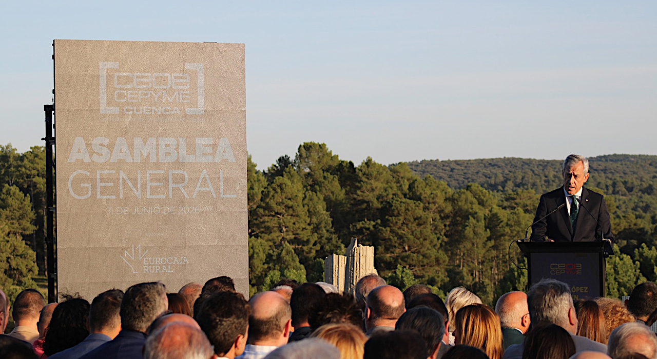 Eurocaja Rural participa en la Asamblea General de CEOE-Cepyme Cuenca respaldando al tejido empresarial de la provincia 2 Eurocaja Rural participa en la Asamblea General de CEOE-Cepyme Cuenca respaldando al tejido empresarial de la provincia