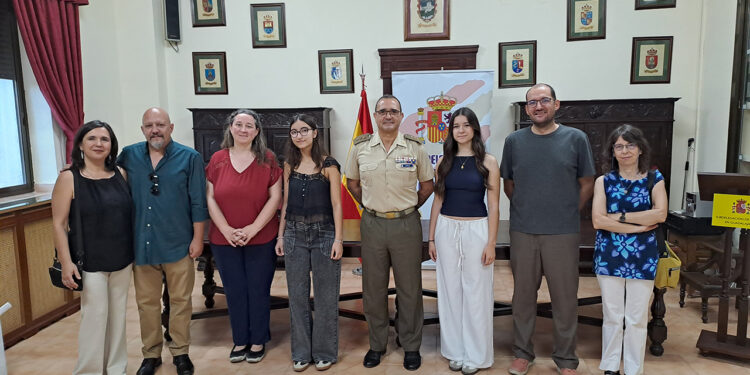 Inés Hernández, del colegio San José, representará a Guadalajara en el concurso literario de Defensa