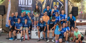 Iván Carrasco y Alba López conquistan los 72 kilómetros del nuevo Maratón MTB en San Clemente