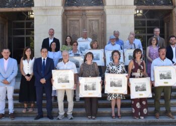 La Diputación de Cuenca homenajea a catorce funcionarios que se han jubilado en el último año tras varias décadas de servicio