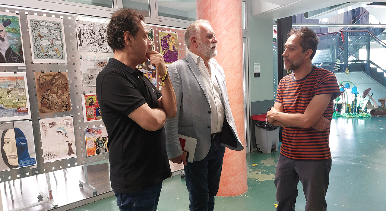 La Escuela de Arte Elena de la Cruz oferta 180 plazas en sus seis ciclos formativos de Artes Plásticas y Diseño para el próximo curso 2 La Escuela de Arte Elena de la Cruz oferta 180 plazas en sus seis ciclos formativos de Artes Plásticas y Diseño para el próximo curso