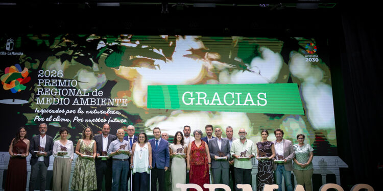 La Junta consolida su apuesta por la sostenibilidad y su compromiso por el medio ambiente y reconoce a 13 referentes ambientales de la región 1 La Junta consolida su apuesta por la sostenibilidad y su compromiso por el medio ambiente y reconoce a 13 referentes ambientales de la región