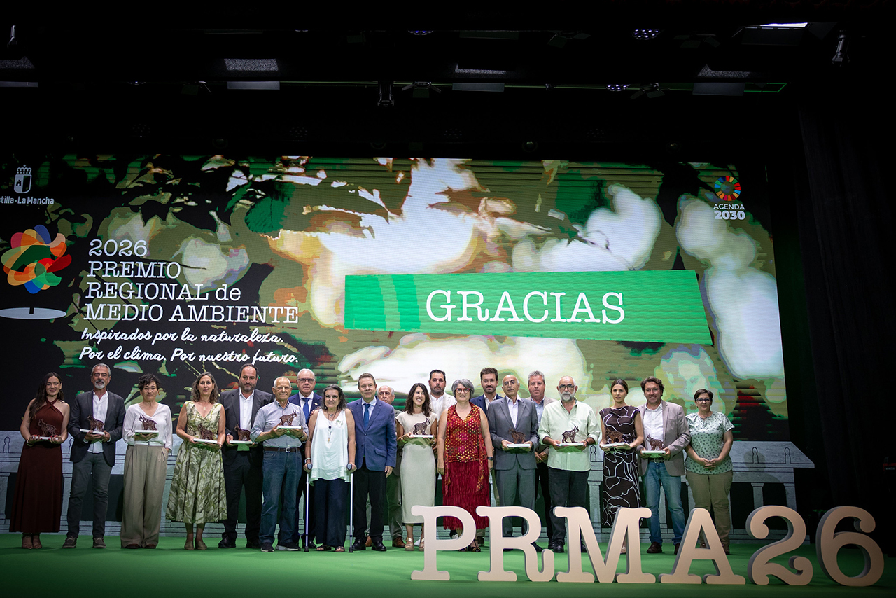 La Junta consolida su apuesta por la sostenibilidad y su compromiso por el medio ambiente y reconoce a 13 referentes ambientales de la región 2 La Junta consolida su apuesta por la sostenibilidad y su compromiso por el medio ambiente y reconoce a 13 referentes ambientales de la región