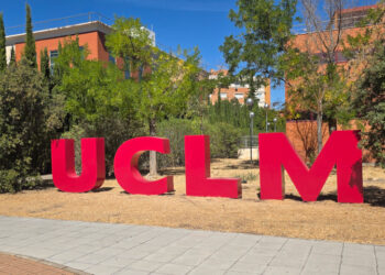 La UCLM y el Gobierno regional crean una cátedra para impulsar la profesionalización de la contratación pública