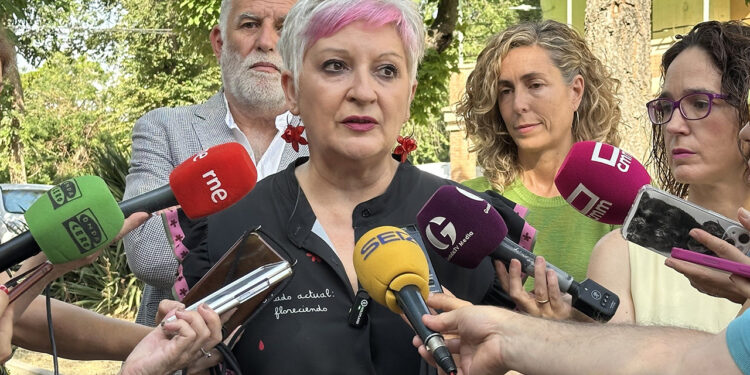 El frente político por la Casa del Cuento crece: Junta y PSOE acusan a Guarinos de deslealtad 1 La nueva Casa del Cuento abre una brecha institucional entre la Junta y el Ayuntamiento de Guadalajara