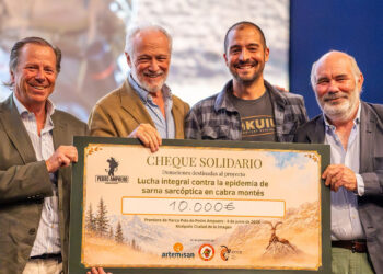 La premier de ‘Marco Polo, de Pedro Ampuero, recauda más de 10.000 euros para la conservación y la lucha contra la sarna en la cabra montés