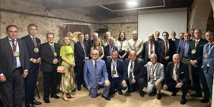 Mota del Cuervo sitúa a Cuenca en el epicentro diplomático internacional con los Premios Isabel de Farnesio 2026 1 Mota del Cuervo sitúa a Cuenca en el epicentro diplomático internacional con los Premios Isabel de Farnesio 2026