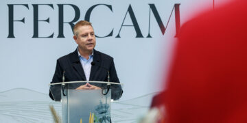 Page avanza un sistema de avales para respaldar proyectos de modernización del sector primario movilizando 120 millones de euros