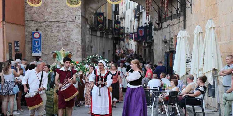 Pastrana celebra del 26 al 28 de junio la XXIV edición del Festival Ducal bajo el lema "Poder y Mística" 1 Pastrana celebra del 26 al 28 de junio la XXIV edición del Festival Ducal bajo el lema Poder y Mística